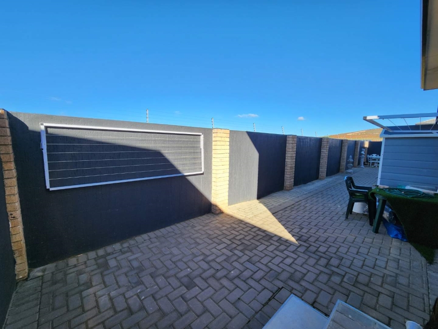 3 Bedroom Property for Sale in Monte Christo Western Cape